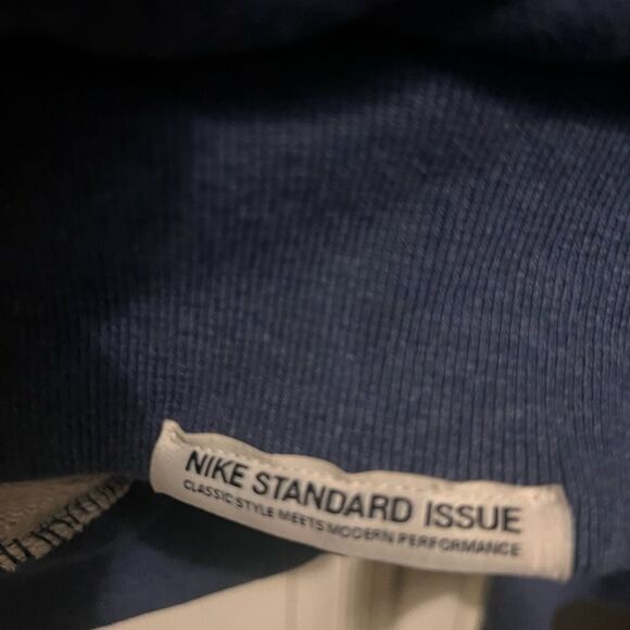 NBA Wolves Nike Dri-Fit Standard Issue Basketball Hoodie L - Picture 9 of 9